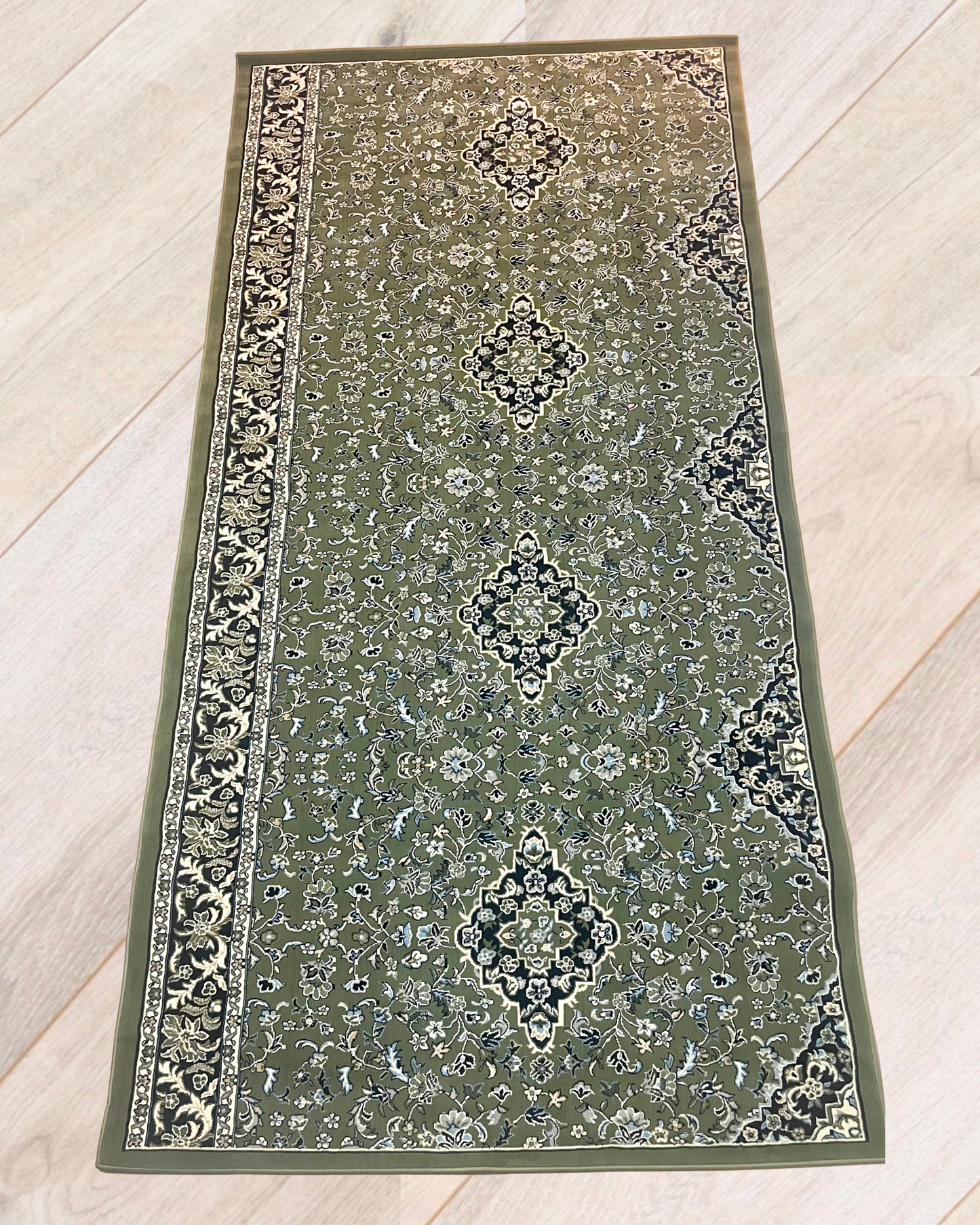 Tapis de groupe Rawdah (1m20X2m50)